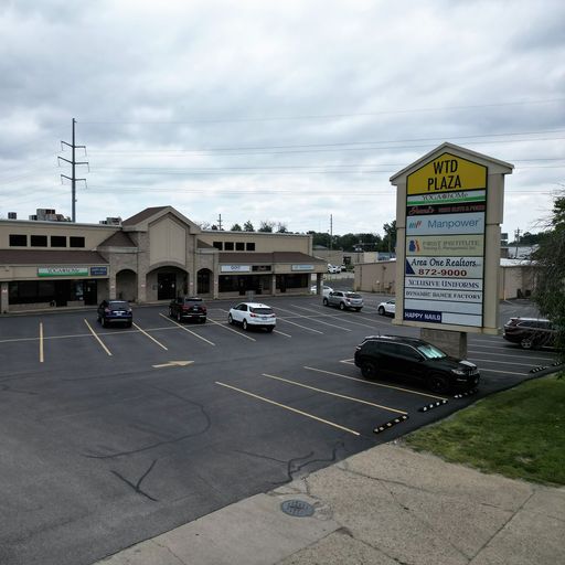 2828 N Main St, Decatur, IL 62526 United States | Retail - Coldwell ...