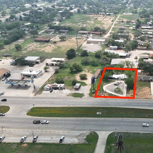 705 10th St, Floresville, TX 78114 United States | Special Purpose - Coldwell Banker Commercial