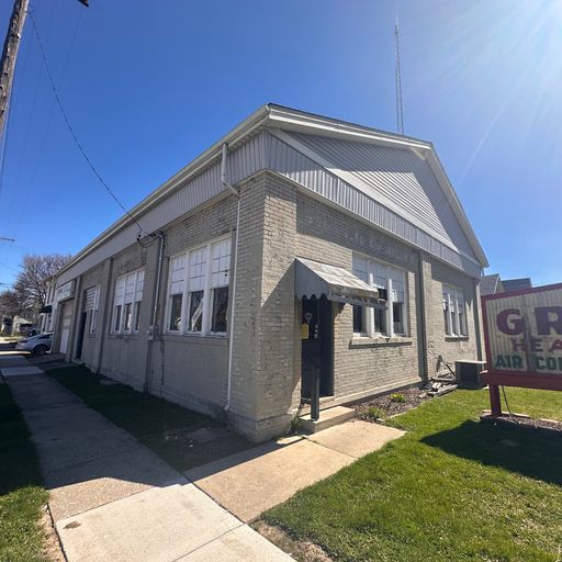 501 E First, Monroe, MI 48161 United States Mixed Use Coldwell