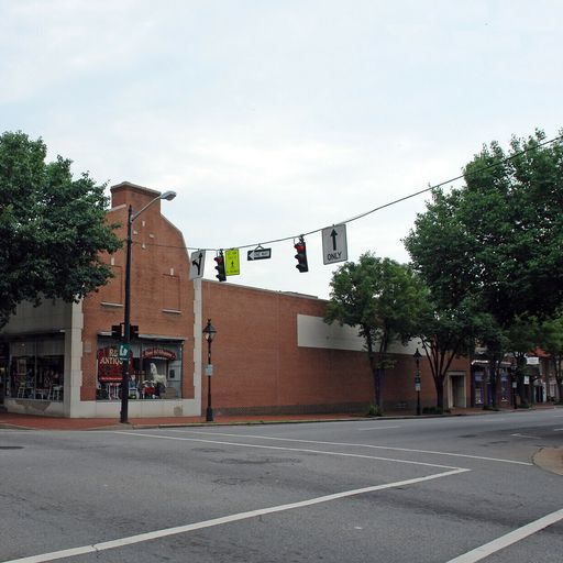 1001 Caroline Street, Fredericksburg, VA 22401 United States Retail